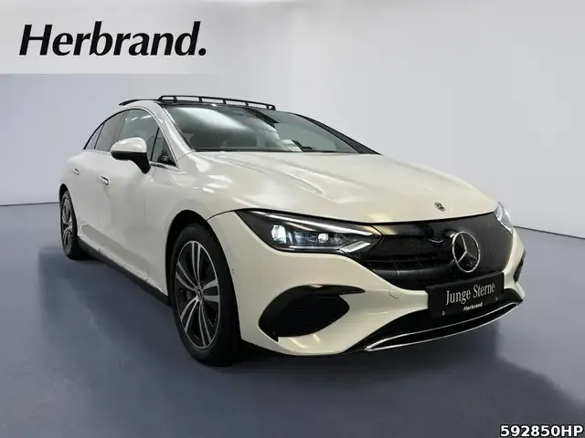 Mercedes-Benz EQE 300