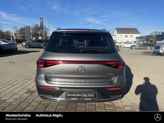 Mercedes-Benz EQB 350