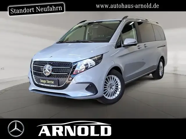 Mercedes-Benz V 220