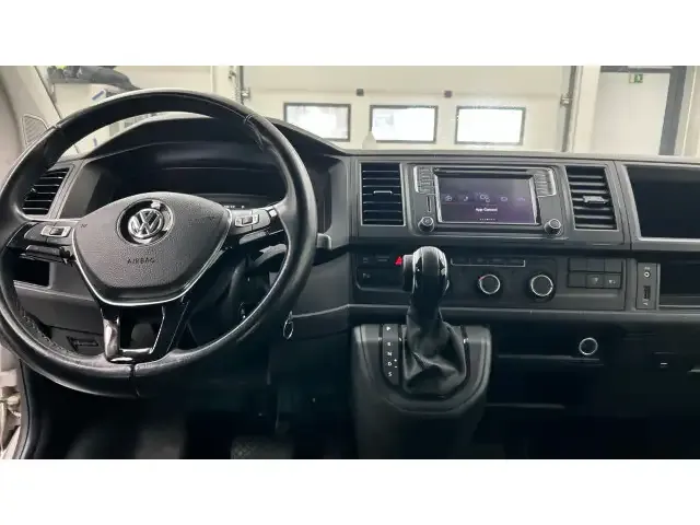 Volkswagen T6 Caravelle