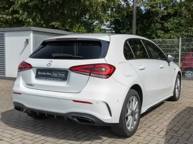 Mercedes-Benz A 250