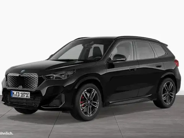 BMW iX1
