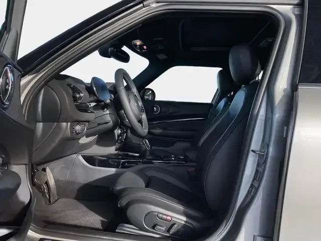 MINI Cooper Clubman