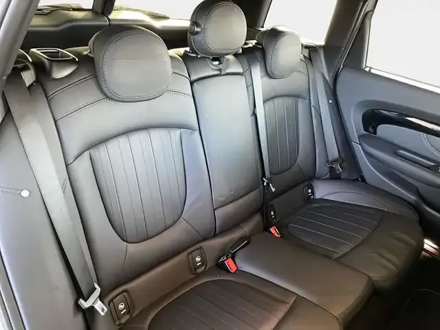MINI Cooper Clubman