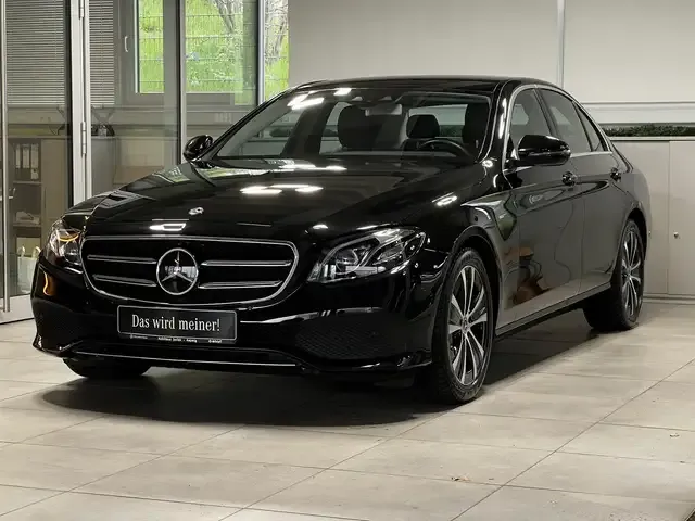 Mercedes-Benz E 300