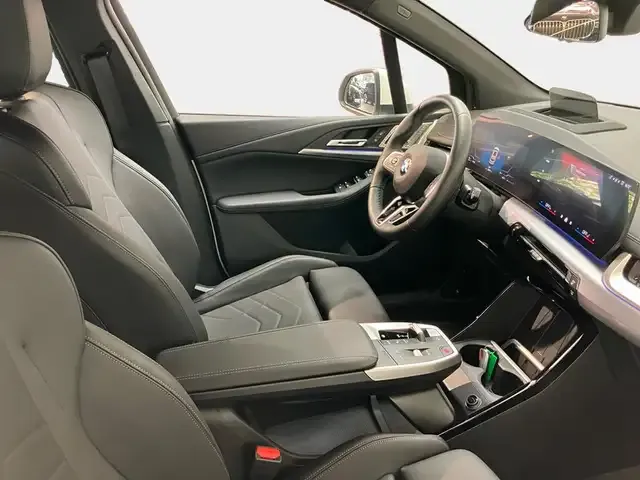 BMW 223