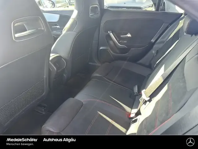 Mercedes-Benz CLA 220