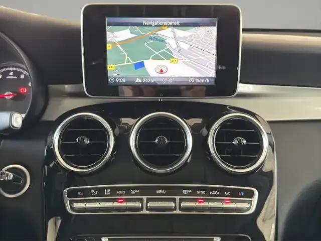 Mercedes-Benz GLC 200