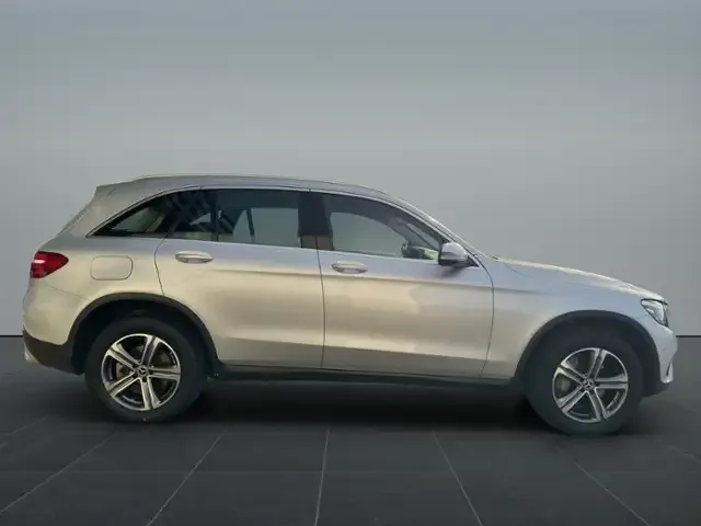 Mercedes-Benz GLC 200
