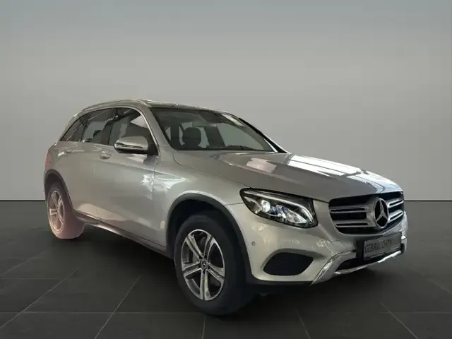Mercedes-Benz GLC 200