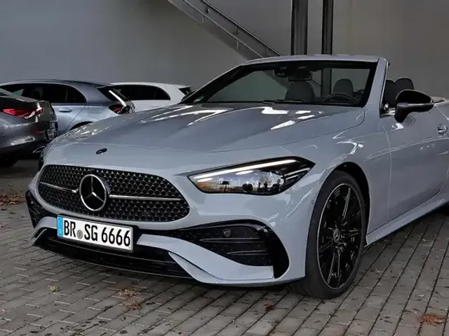 Mercedes-Benz CLE 300