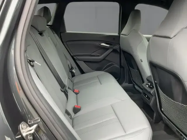 Audi Q6