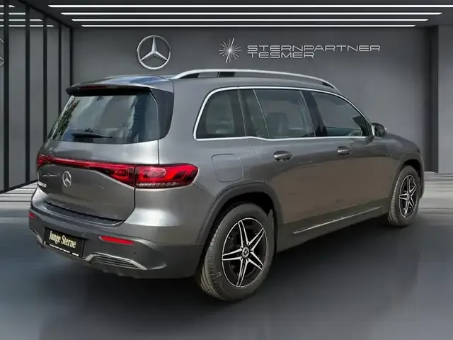 Mercedes-Benz EQB 250
