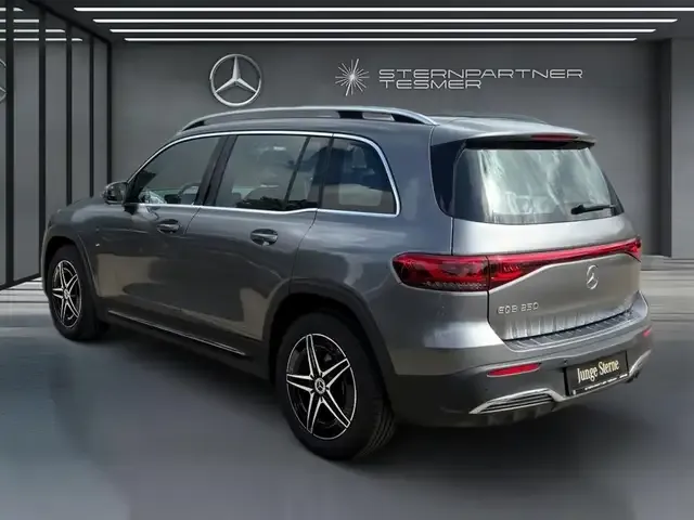 Mercedes-Benz EQB 250
