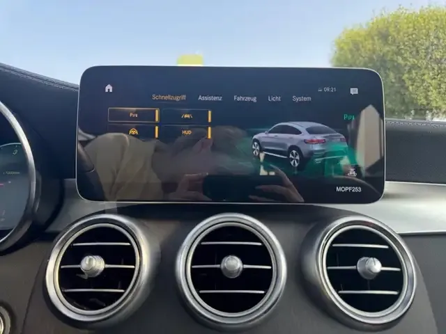 Mercedes-Benz GLC 300
