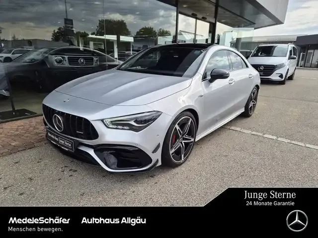 Mercedes-Benz CLA 45 AMG