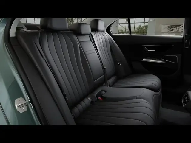 Mercedes-Benz E 400