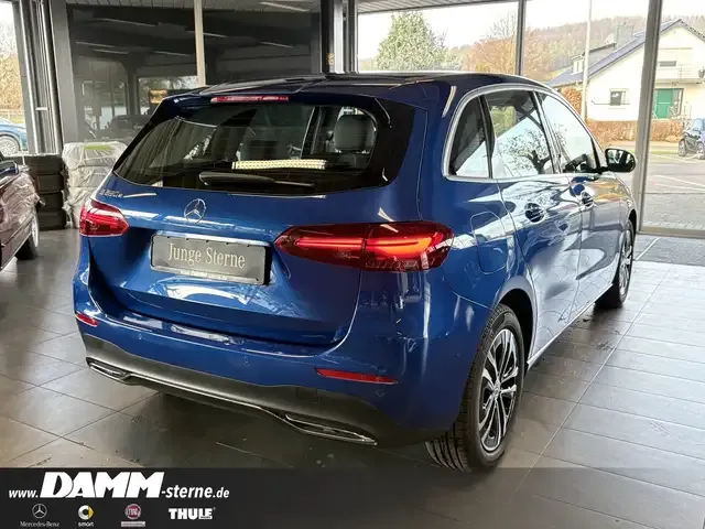 Mercedes-Benz B 250