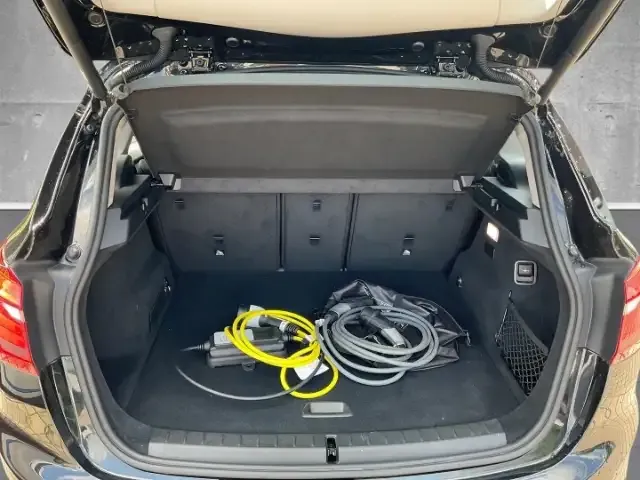 BMW 225