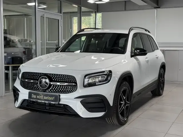 Mercedes-Benz GLB 200