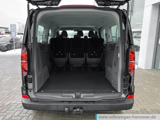 Volkswagen T7 Caravelle