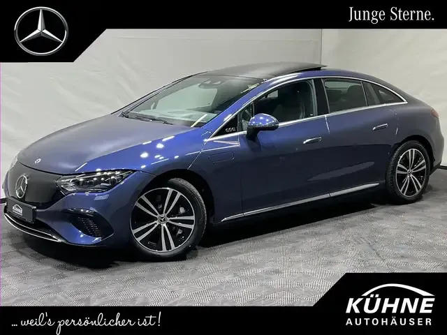 Mercedes-Benz EQE 300