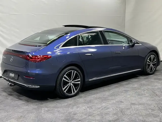 Mercedes-Benz EQE 300