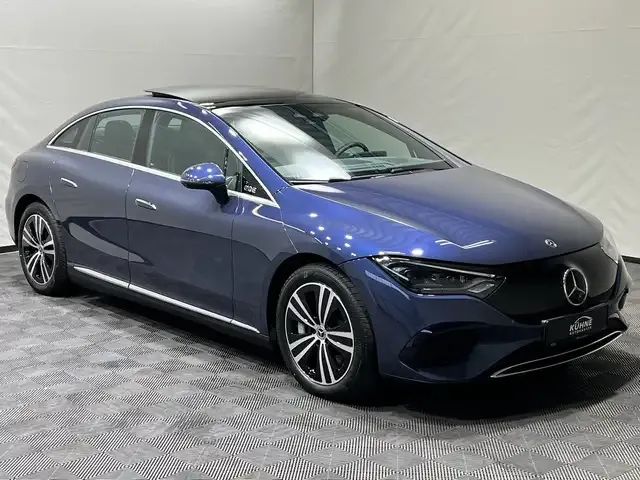 Mercedes-Benz EQE 300