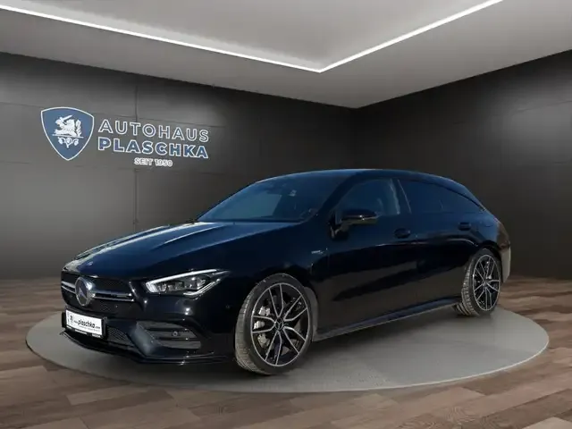 Mercedes-Benz CLA 35 AMG