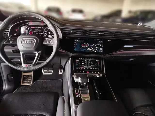Audi RS Q8