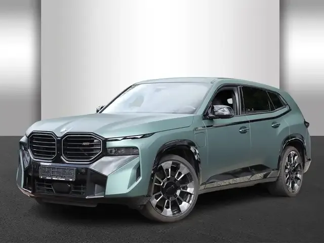 BMW XM