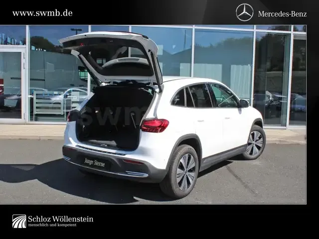 Mercedes-Benz EQA 300