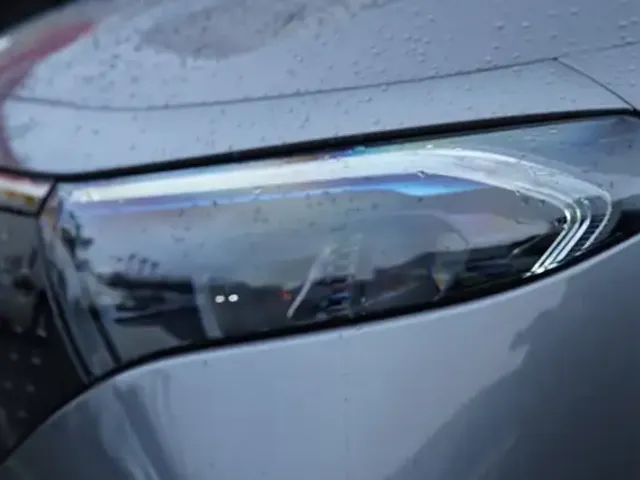 Mercedes-Benz EQB 300