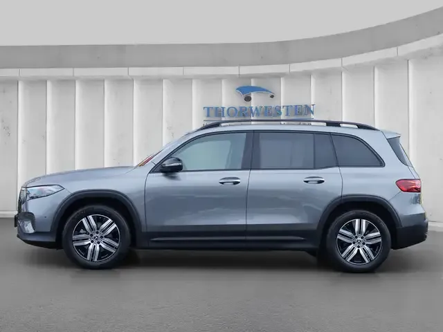 Mercedes-Benz EQB 300