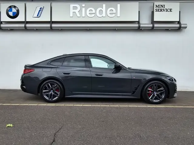 BMW 440