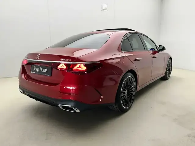 Mercedes-Benz E 300