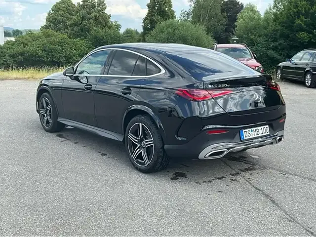 Mercedes-Benz GLC 220