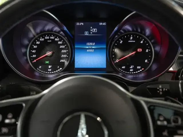 Mercedes-Benz GLC 220