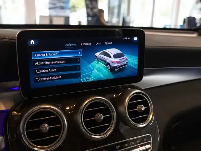 Mercedes-Benz GLC 220