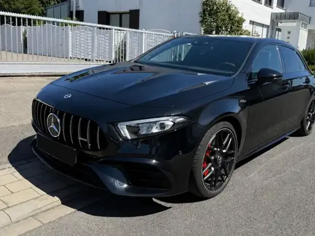 Mercedes-Benz A 45 AMG