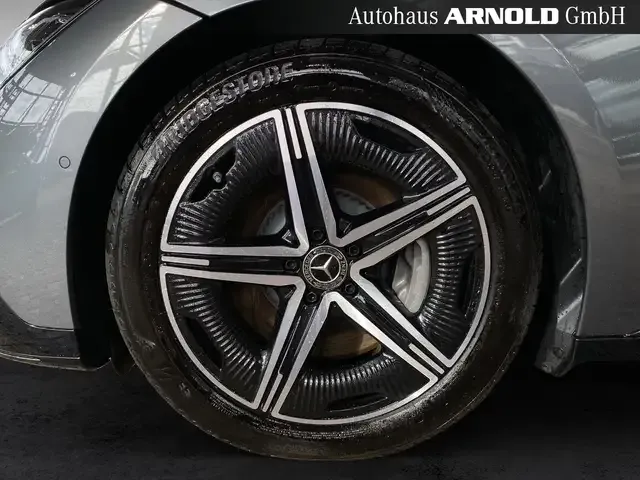 Mercedes-Benz EQE 500