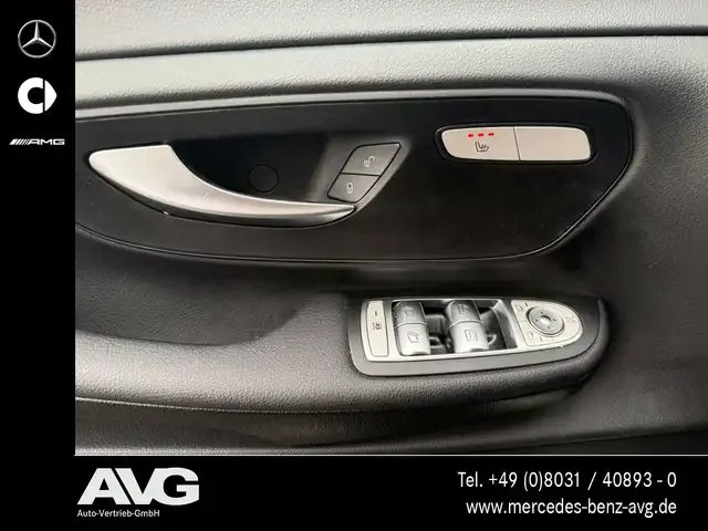 Mercedes-Benz V 250