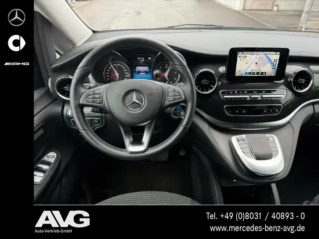 Mercedes-Benz V 250