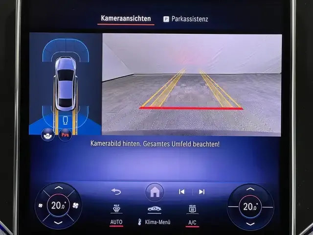 Mercedes-Benz EQE 300