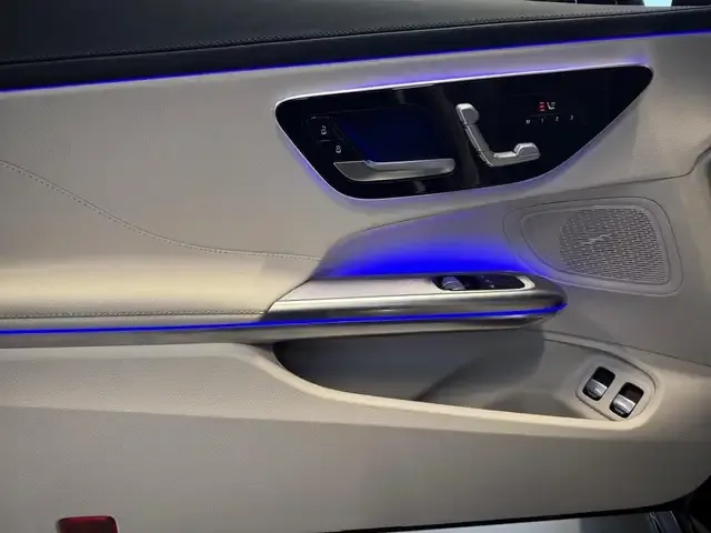 Mercedes-Benz CLE 300