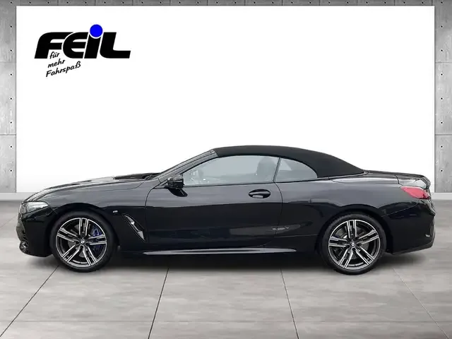 BMW 840