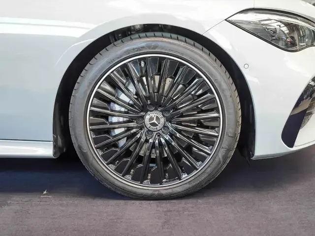 Mercedes-Benz CLE 220