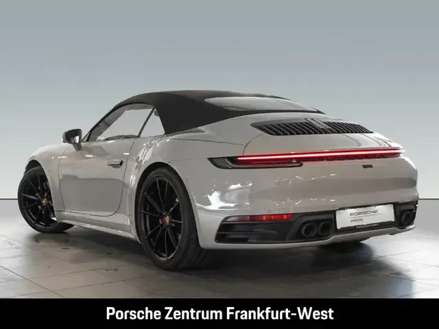 Porsche 992