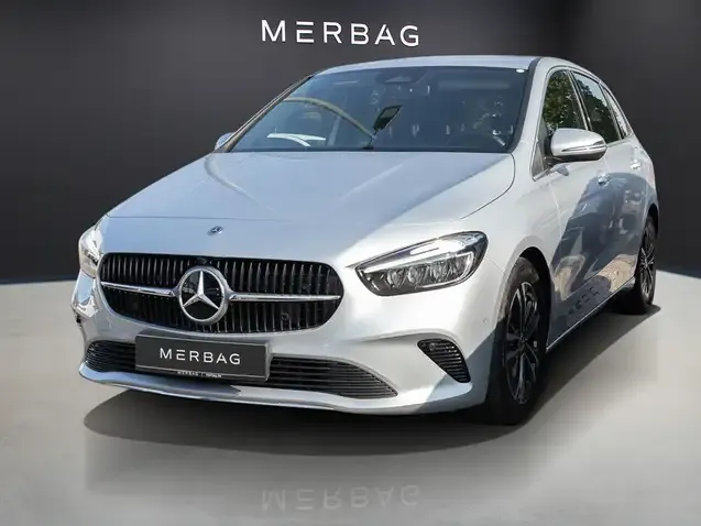 Mercedes-Benz B 180