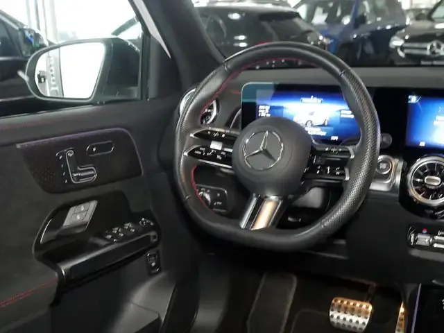 Mercedes-Benz EQB 350